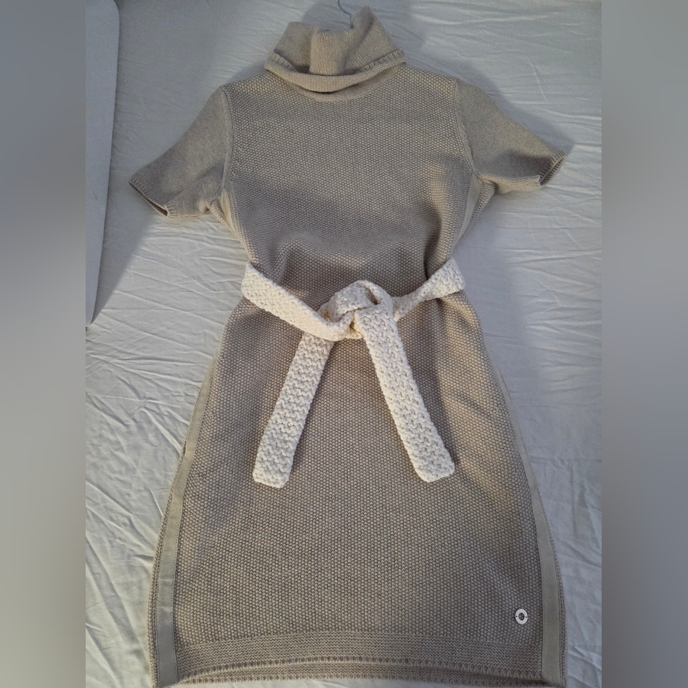 Loro Piana Cashmere Elegant Tan Sweater Dress